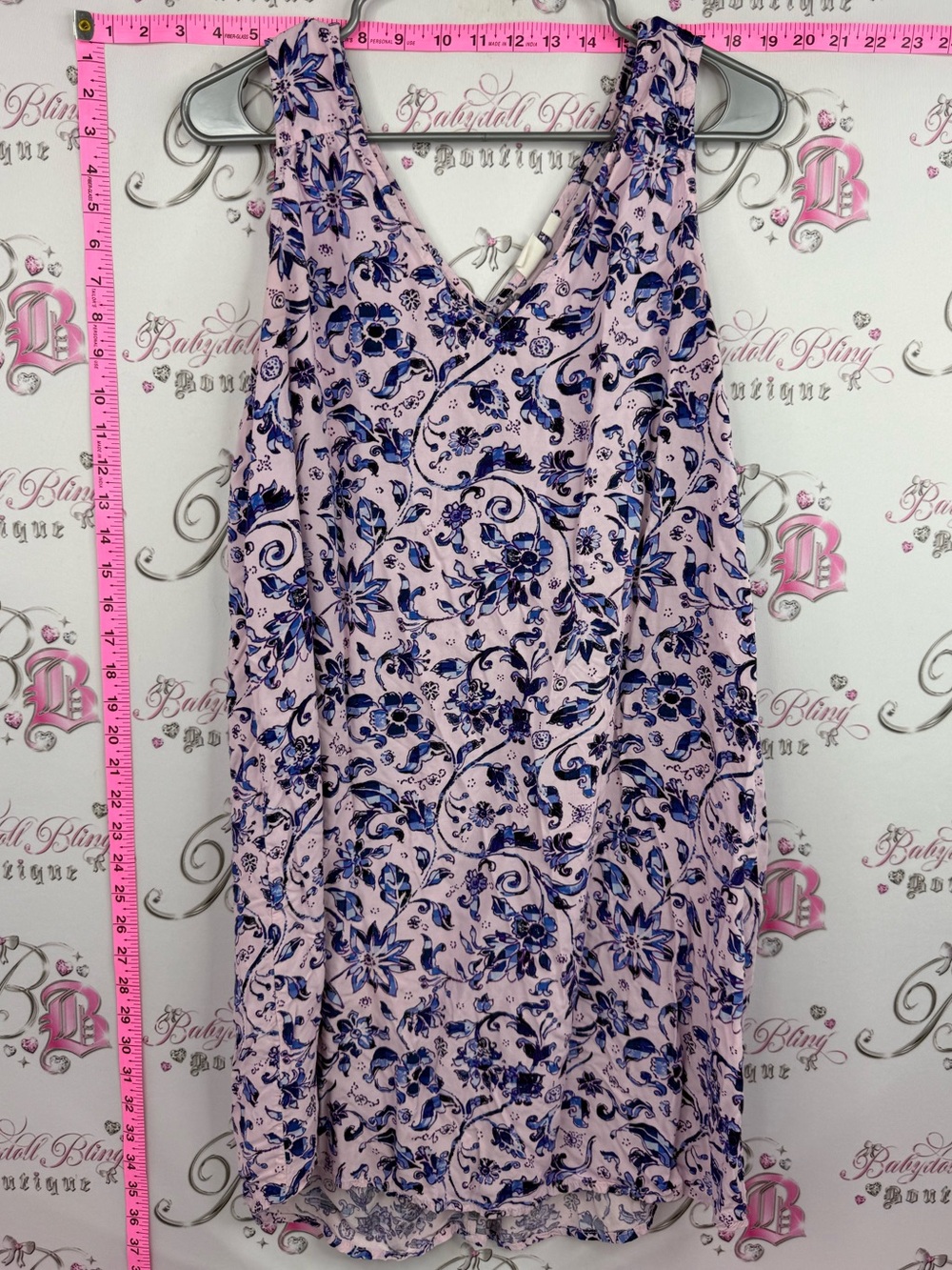 Gap dress floral flowers light pink blue Sleeveless Pink Floral V-Neck Dress